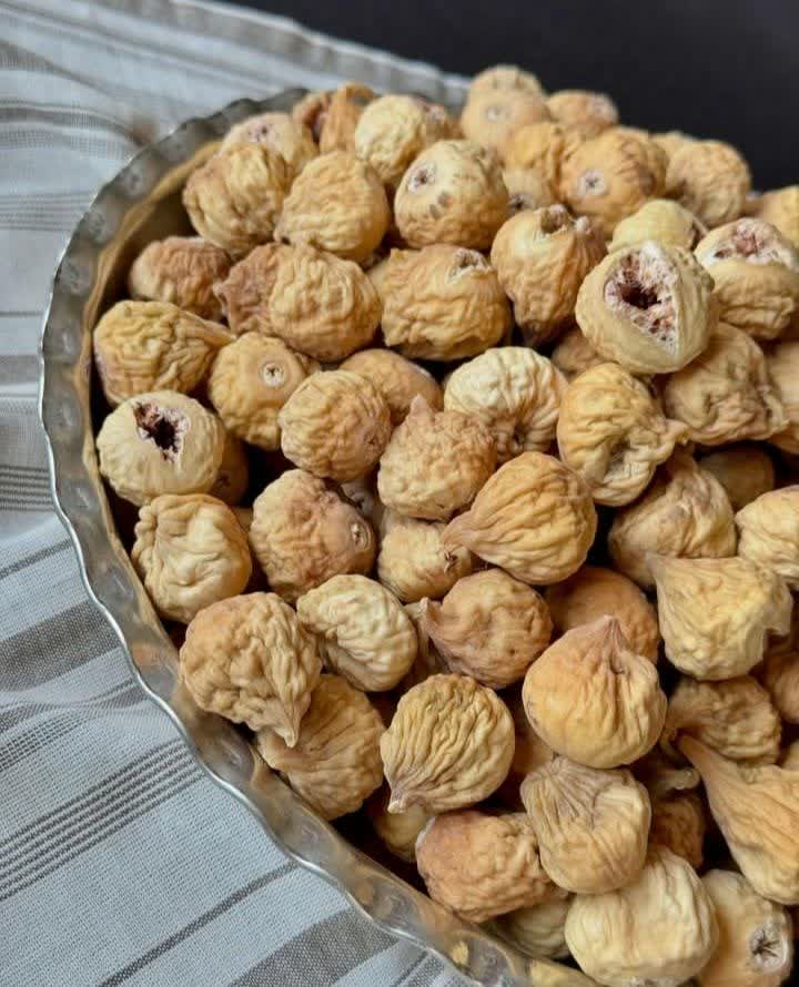 انجیر خشک نرم و گوشتی