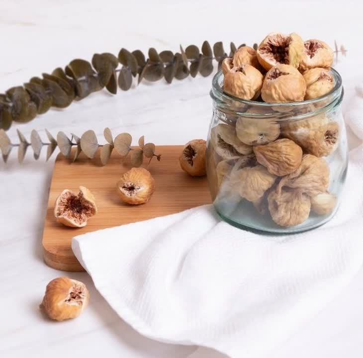 انجیر خشک نرم و گوشتی