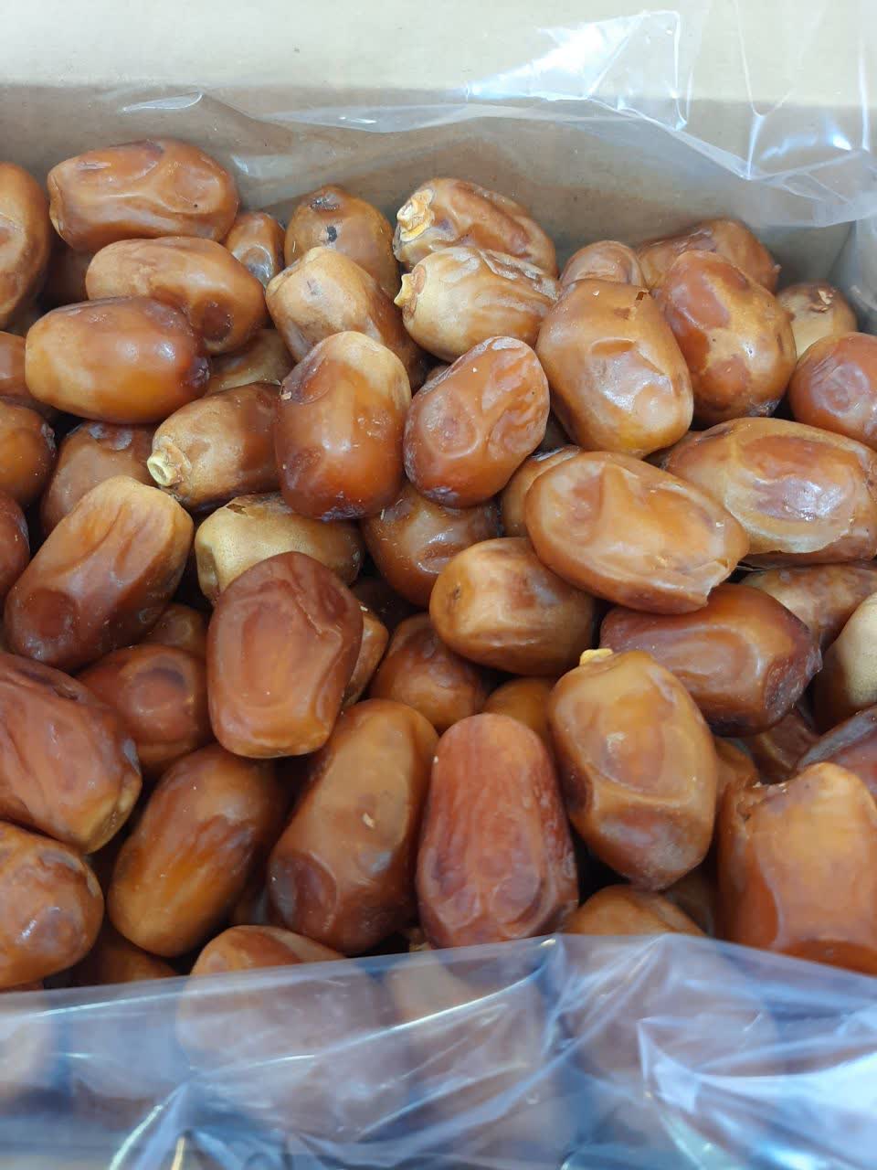 خرما خشک زاهدی